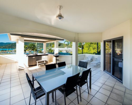 apartment-3-bedroom-ocean-jacuzzi-bbq-13