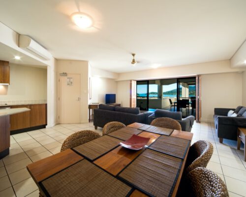 apartment-3-bedroom-ocean-jacuzzi-bbq-2